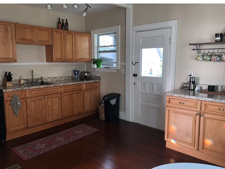 13 Abbottsford Pl #2 — Photo 6
