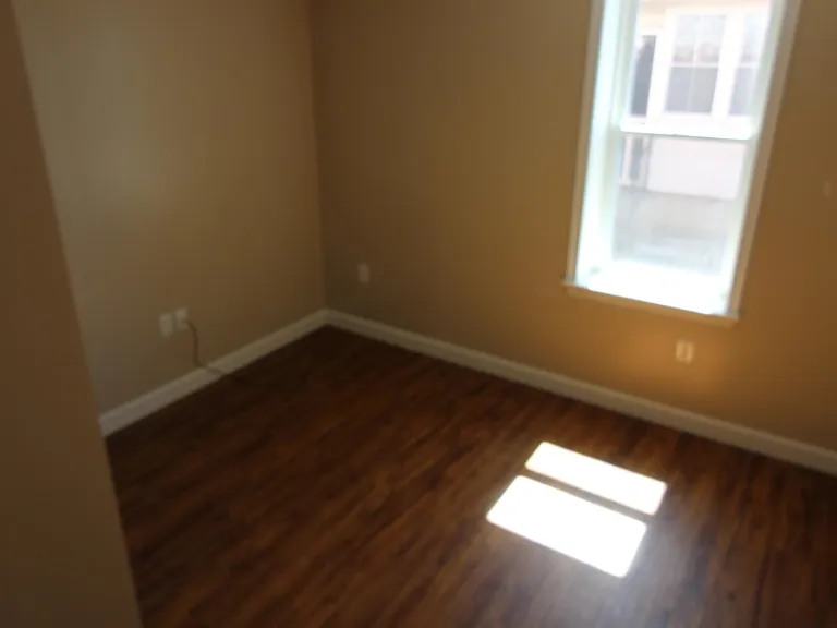 3018 Main St — Photo 1