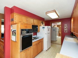 106 S 9th St, River Falls, WI 54022