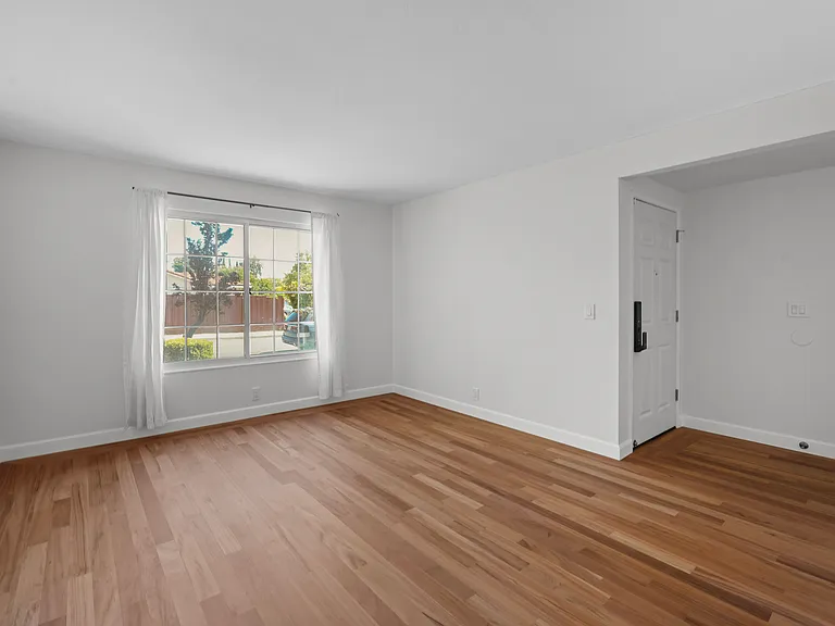 2387 Ralston Ct — Photo 11