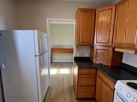 Kitchen to bedroom