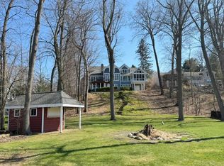 9765 Sterling Rd, Richland, MI 49083