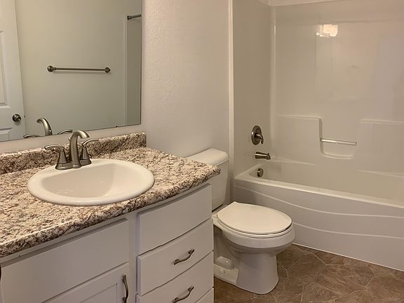 4th image of 1625 10th Ave E #1-105-1