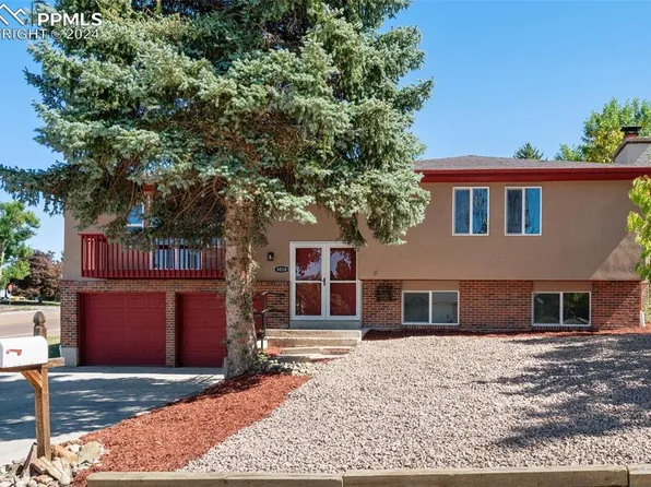 3010 Teardrop Cir, Colorado Springs, CO 80917