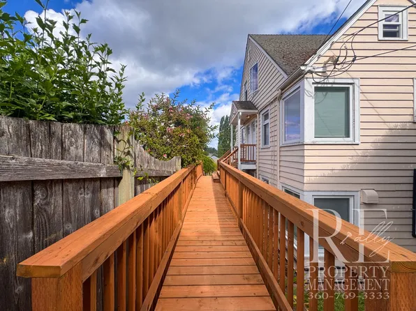 1540 N Callow Ave Unit C, Bremerton, WA 98312