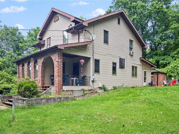 621 Thomas Rd N, Eighty Four, PA 15330