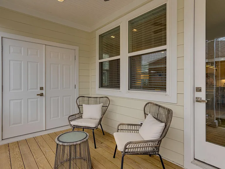 6108 California Ave — Photo 34