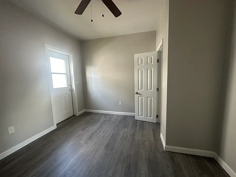 96 Wellington St #2 — Photo 7