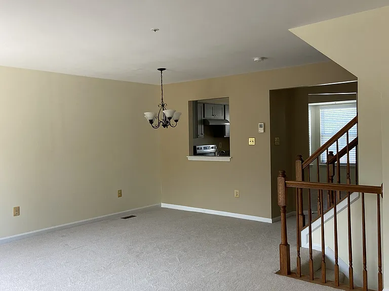 212 Mulberry Ridge Ct — Photo 8