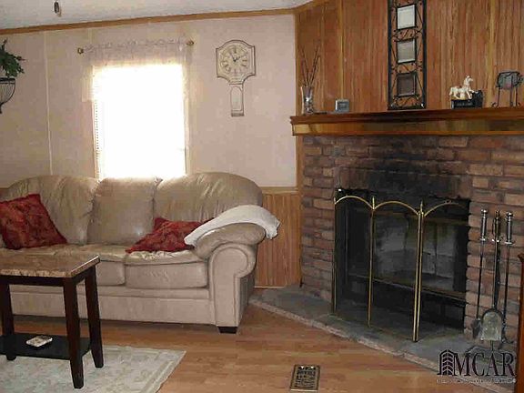 4th image of 134 Southlea Cir