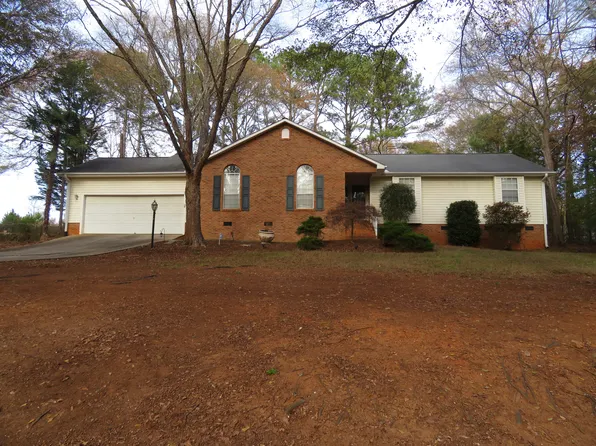 122 Edgewater Dr, Anderson, SC 29626