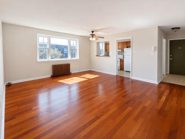 Friendship Court, 261 S Winebiddle St APT 36, Pittsburgh, PA 15224