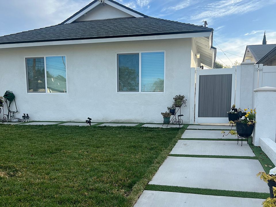1st image of 1744 N Mariposa Ave #B