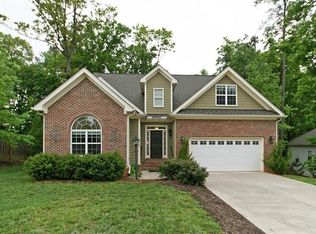 548 Chatham Forest Dr, Pittsboro, NC 27312