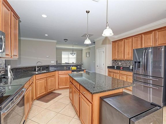 2nd image of 13458 Villa Di Preserve Ln