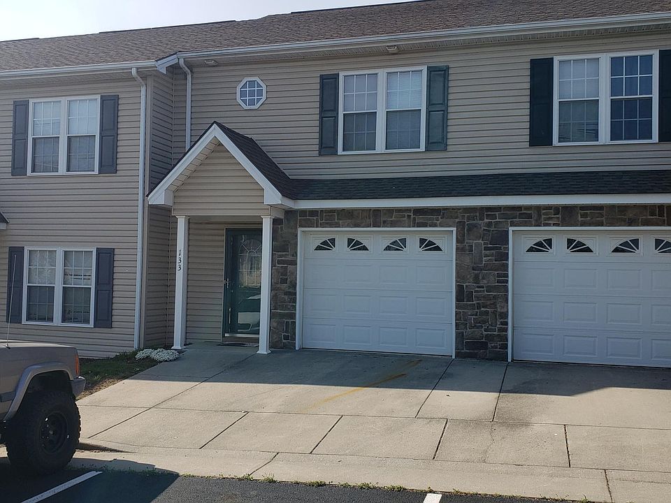 2nd image of 133 Joyce Dr #133