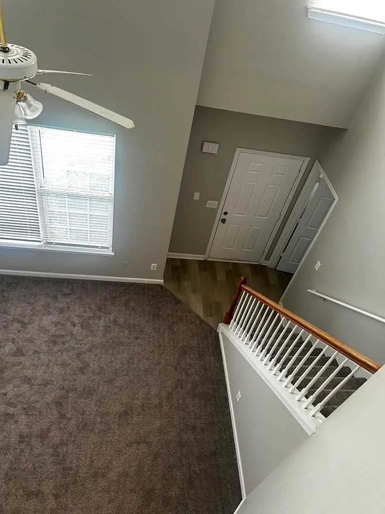 3 bed, 1566 sqft, $2,000 — Photo 3