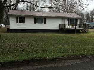 15 Barge St, Greenup, KY 41144