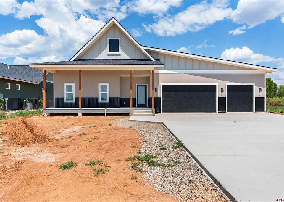 1st image of 140 Cielo Way