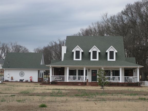 Full view from frt. yard