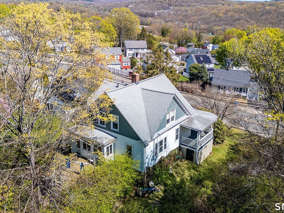 1st image of 467 Bunker Hill Avenue