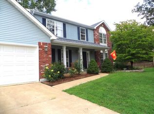 243 Pond Hollow Dr, Saint Charles, MO 63303