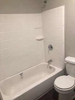 4th image of 2800 Burchill Rd