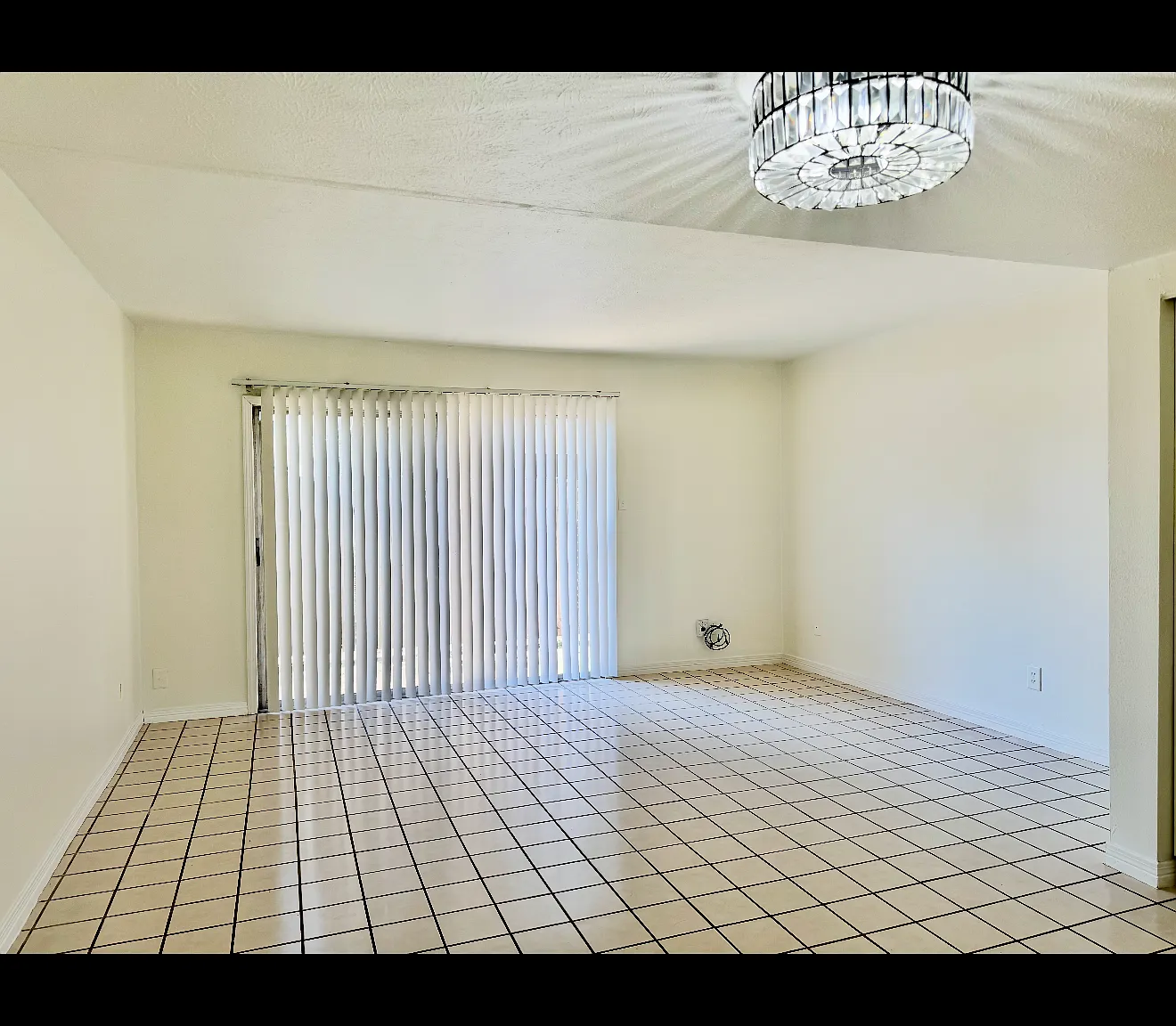2 bed, 1.5 bath, $1,500 — Photo 1