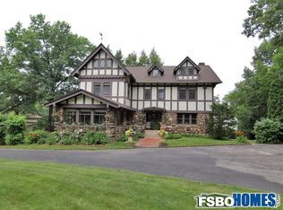 504 Vernon Dr SE, Cedar Rapids, IA 52403