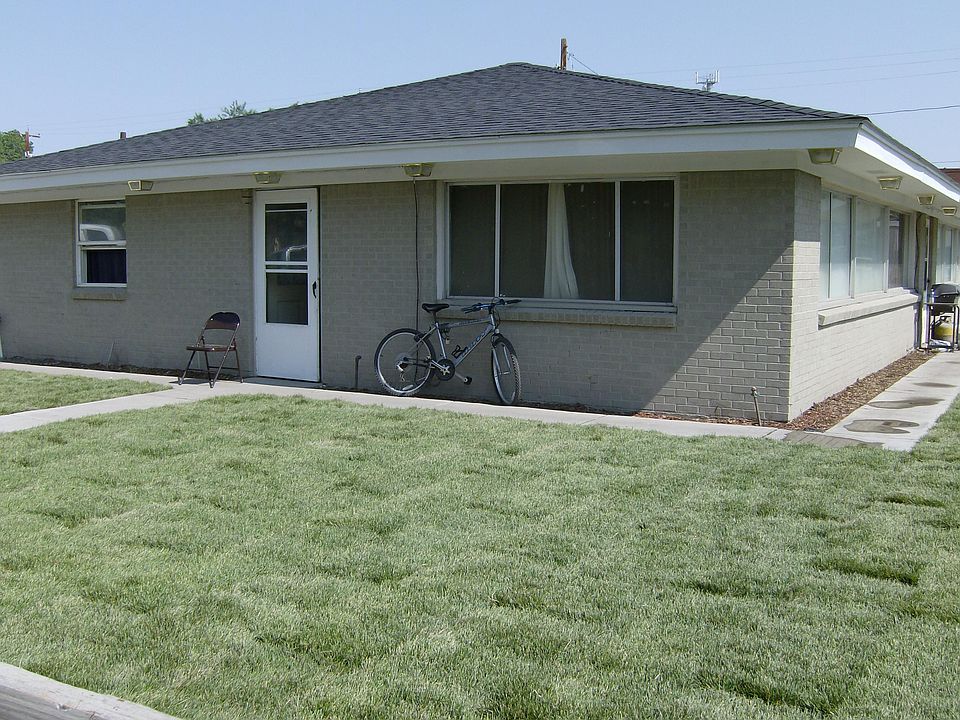 2nd image of 601 9th St APT 1