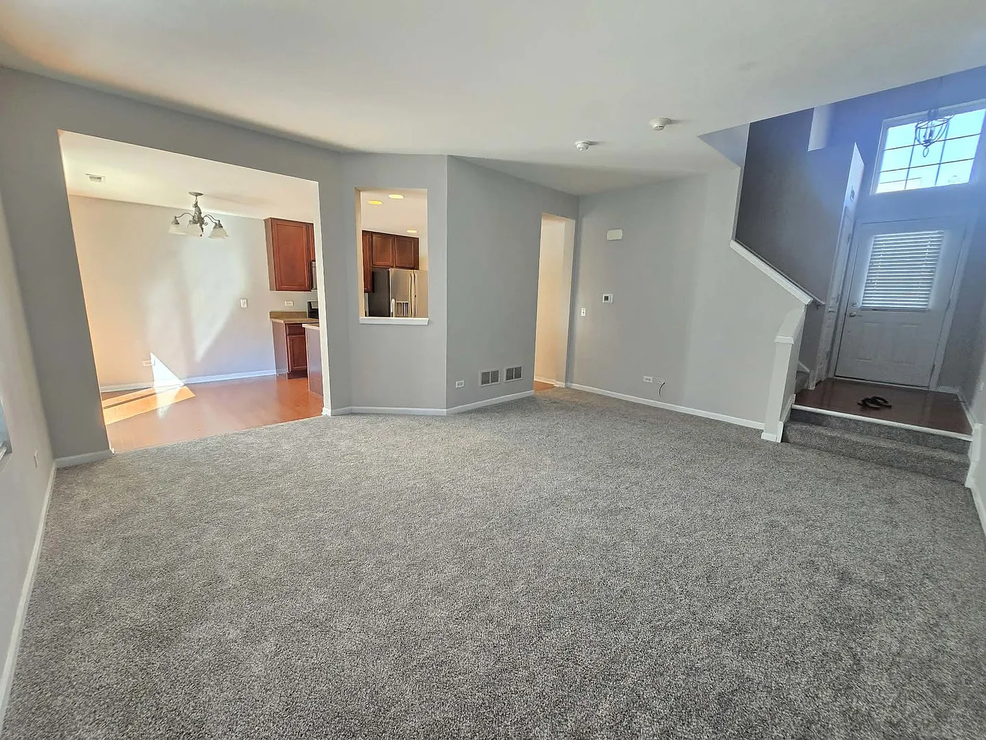 3 bed, 2.5 bath, 1500 sqft, $2,550 — Photo 2