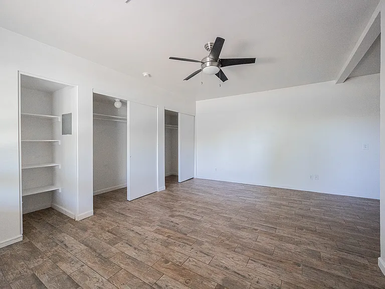 1505 E Harvard St — Photo 10
