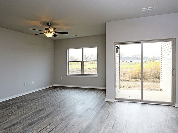 3rd image of 1201 NE Windsor Dr #9600258