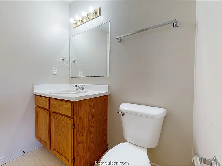 306 Cherry St #B — Photo 18