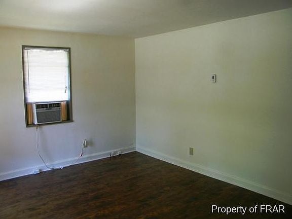5th image of 458 McPhee Dr