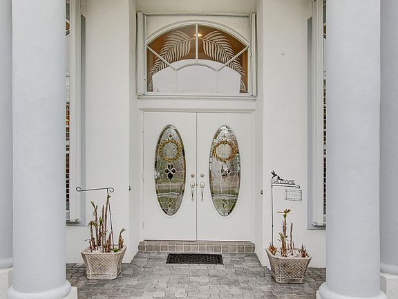 4th image of 13707 NW 21st St