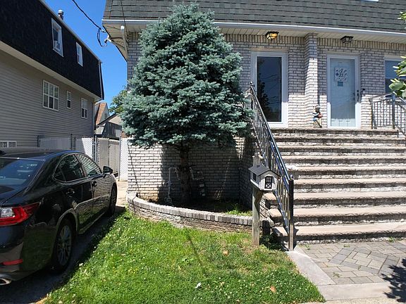 2nd image of 20 Cambridge Ave Floor 2