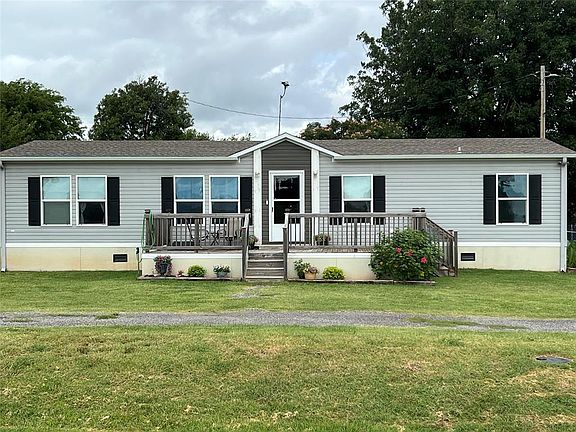 3rd image of 314 Walter Way