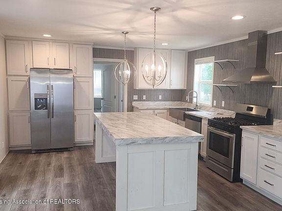 4th image of 714 Mill St #60