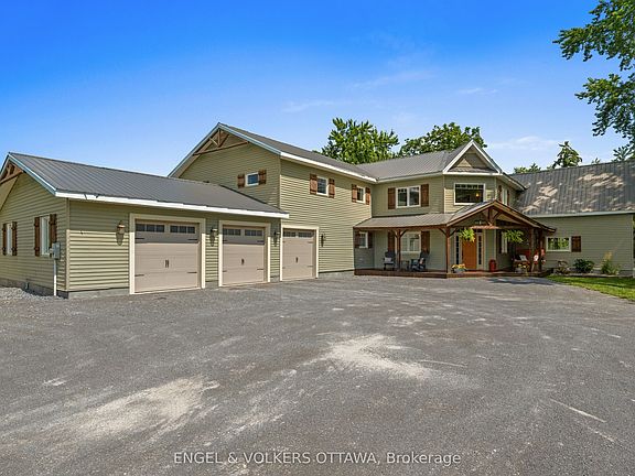 2nd image of 6548 Carp Rd