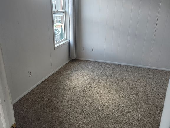 2nd image of 150 1/2 E Main Ave #A