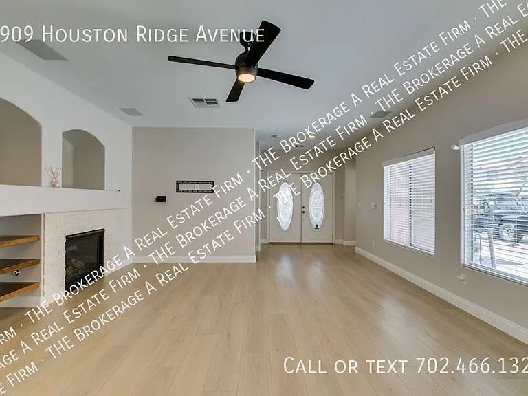 8909 Houston Ridge Ave — Photo 9