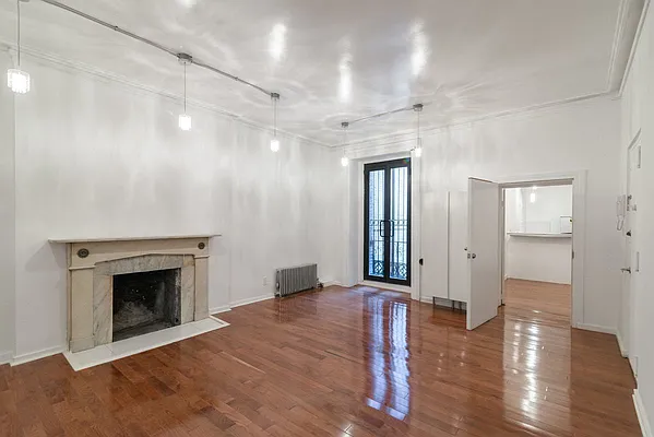 Rented by Oxford Property Group | media 14