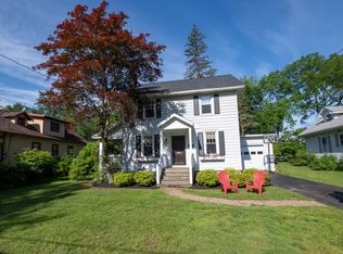 18 Ridge Rd, Delmar, NY 12054