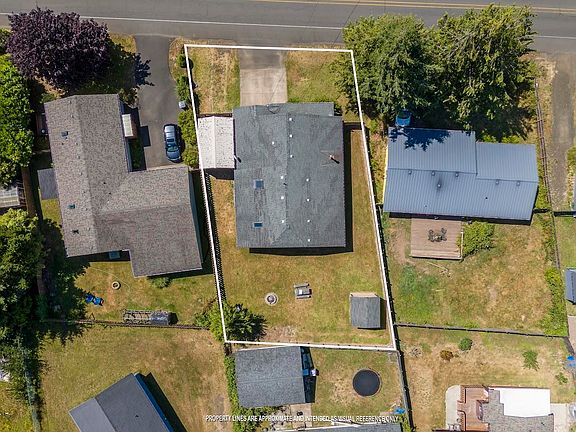 4th image of 1325 S Crestline Dr
