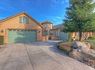 1975 N Redington Ave, Clovis, CA