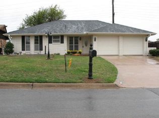 4903 SE Brighton Dr, Lawton, OK 73501