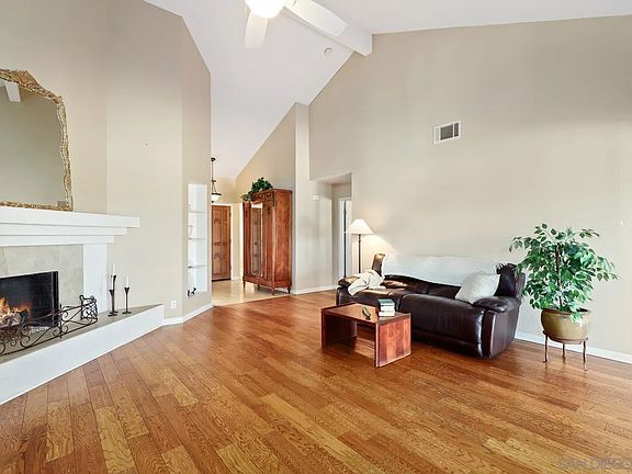 4th image of 15992 Avenida Villaha #7