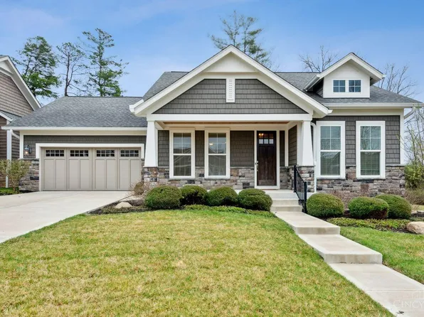 4078 Retreat Dr, Cincinnati, OH 45241