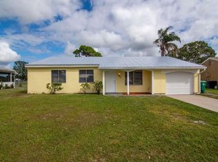 365 SW Belmont Cir, Port Saint Lucie, FL 34953